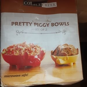 Brand new piggy bowls